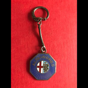 Portachiavi Alfa Romeo smaltato anni 60